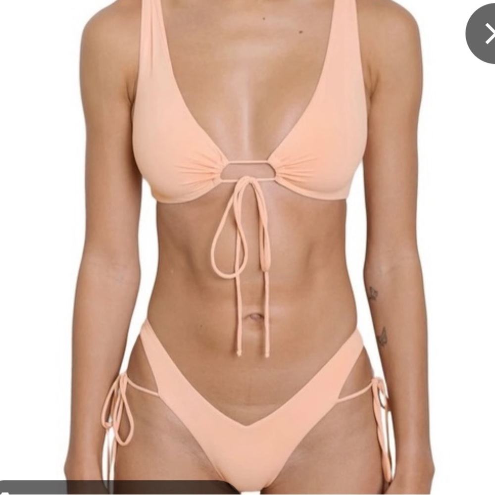 Final Sale Riot Swim Bikini Fox Top and Toka bottom ‘21 discontinued